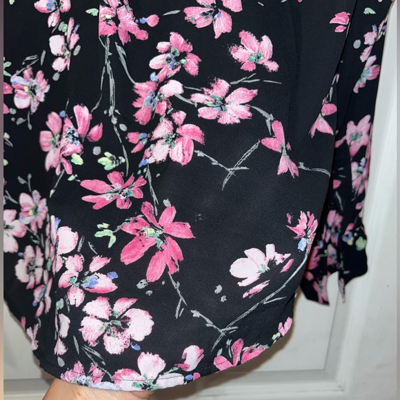 EXPRESS Sheer Long Sleeve Floral Button Down 🌵xs - Picture 3 of 5